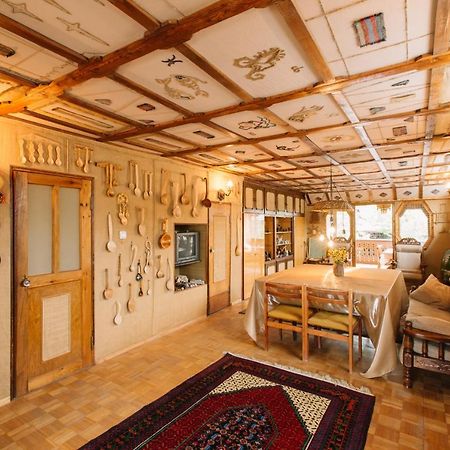 Artsiv Guesthouse ディリジャン エクステリア 写真