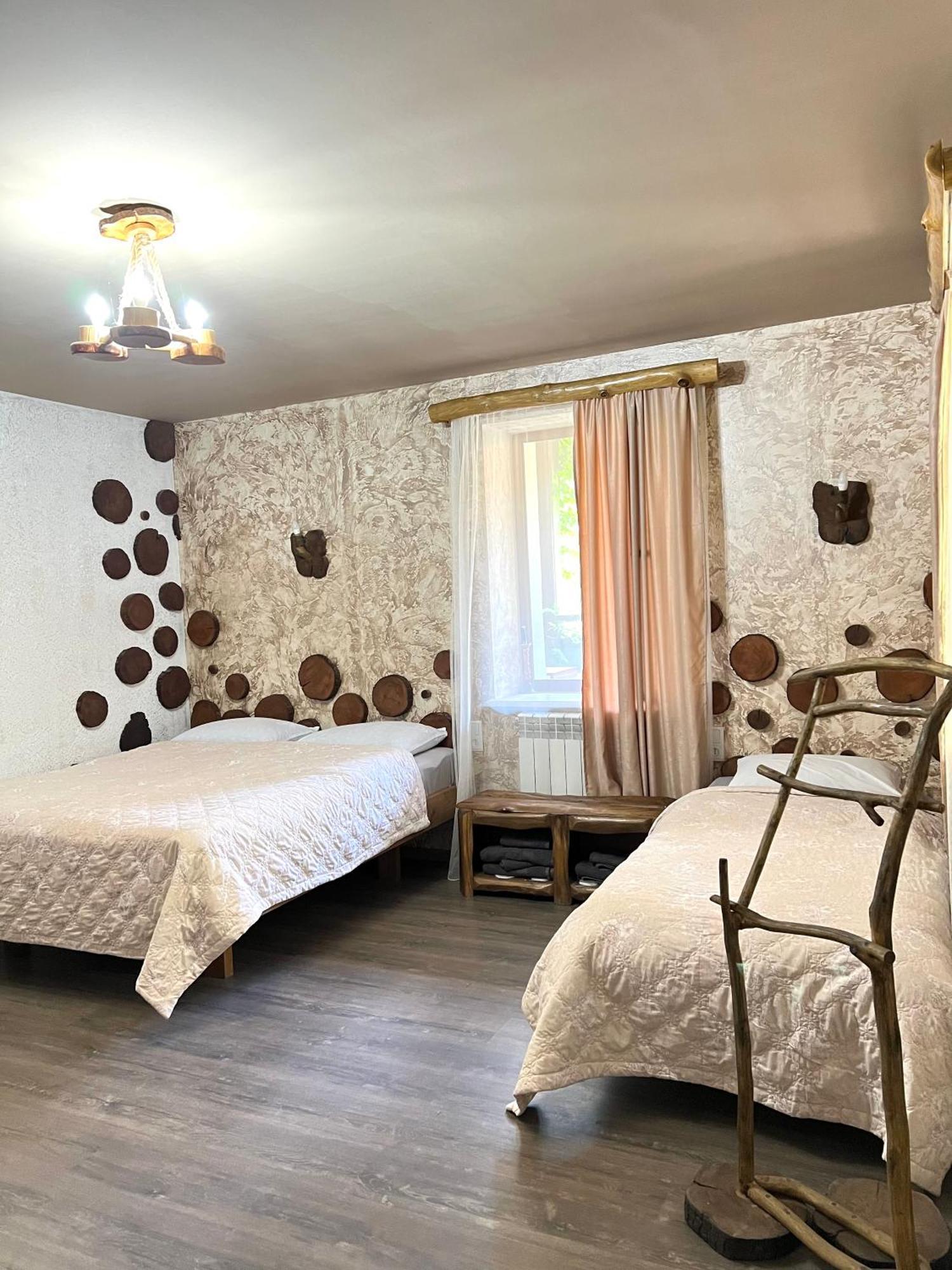 Artsiv Guesthouse ディリジャン エクステリア 写真